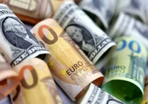 واکنش دلار بازار آزاد به حواشی مربوط به جزایر ۳ گانه