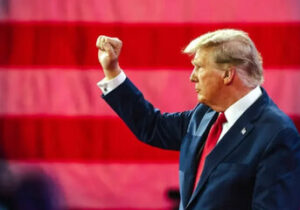 ترامپ دستور اجرایی بایدن درباره کاهش خطرات هوش مصنوعی را لغو کرد