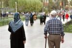 خروج زودهنگام از بازار کار؛ تنها ۷ سال از عمر زنان در اقتصاد فعال است