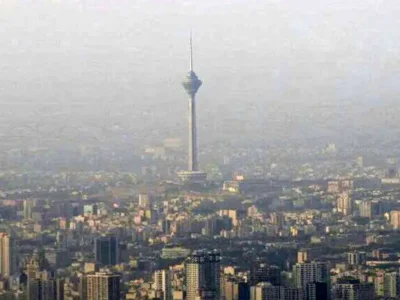 شاخص آلودگی هوای تهران جمعه شب ۷ آذر ۱۴۰۴ + عکس