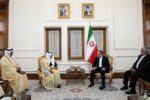 گفتگوی معاون سیاسی وزیرخارجه عربستان و عراقچی برای گسترش روابط دوجانبه