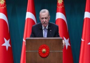 اردوغان درباره طرح صلح اوکراین با ترامپ گفتگو می‌کند