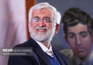 جلیلی: گفتگوی مستقیم با دانشجویان نگاه‌ها را به هم نزدیک می‌کند