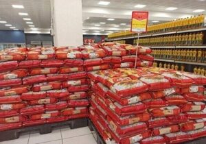 حسن پور: ۱۰۰ تن برنج برای تنظیم بازار مهاباد توزیع می شود
