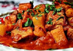راز خوشمزگی تاس‌کباب سنتی / دستور پخت مرحله‌به‌مرحله و خانگی به روش اصیل تهرانی