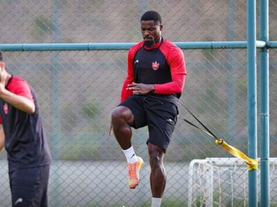 سرژ اوریه خرید جنجالی پرسپولیس از این تیم جدا می شود؟