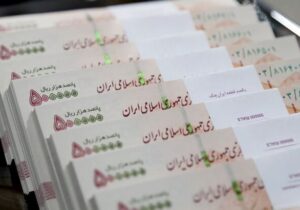 فلج شدن اقتصاد در پی اضافه برداشت بانکها | داد مجلس هم از خلق بی ضابطه پول درآمد