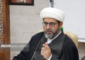 پویش ملی زندگی با آیه‌ها، تکلیف قرآنی رهبر انقلاب است