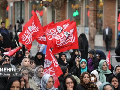 موکب عشایر شهدای ایل ذوله در جشن «امت احمد(ص)» کرمانشاه